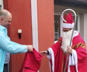 Święty Mikołaj z wizytą u mieszkańców Domu Pomocy Społecznej MBNP